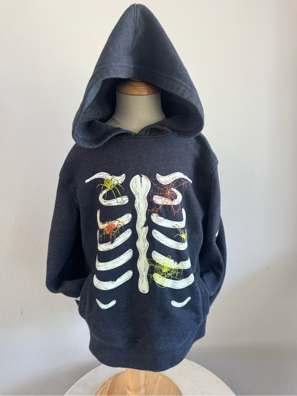 Cat & Jack Dark Gray Hoodie with Glow-Effect Skeleton Print Size 4/5